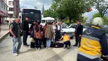 Otomobilin çarptığı kadın yaralandı