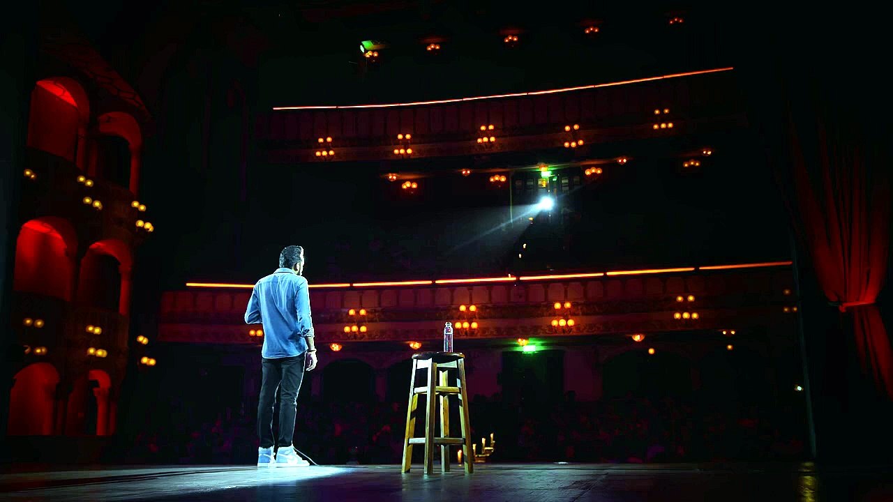 Startup- Stand up Comedy Ft Anubhav Singh Bassi