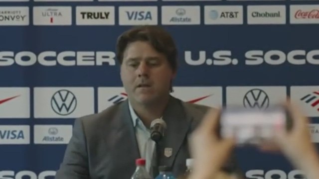 Pochettino manda callar a los periodistas en plena rueda de prensa