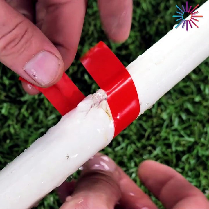 Quick and easy DIY tip for your broken pipe! 🛠️🔧
