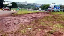 Acesso irregular na BR-277 é fechado com instalação de guard-rail em Cascavel