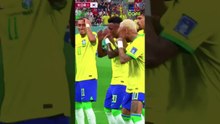 Torcedores na Granja Comary apostam que será o craque da Seleção Brasileira na Copa #shorts