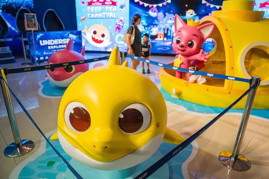 Farolillos | El Baby Shark, con más de 17.000 millones de reproducciones, es el vídeo más visto de YouTube