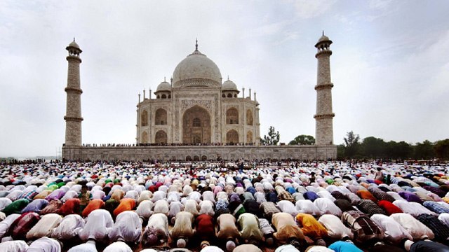 Eid Ul Adha 2026: बकरीद की नमाज पढ़ने का तरीका | Bakrid Ki Namaz Kese Padhe | Bakrid Namaz Ki Niyat