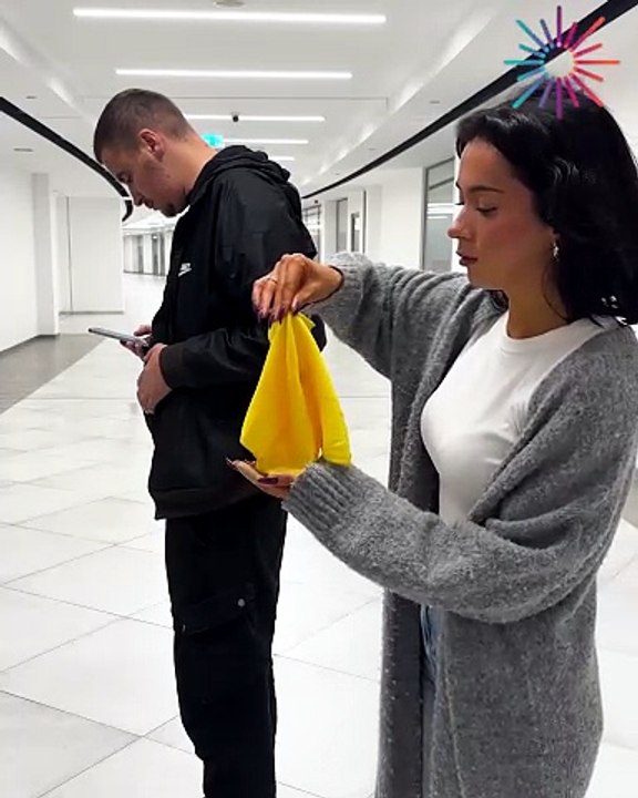 Watch as yellow cloth creates a fun challenge 😅