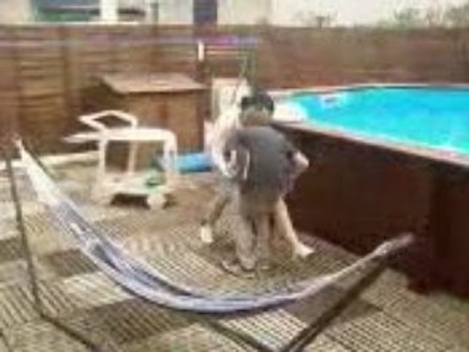 Quentin a l'eau