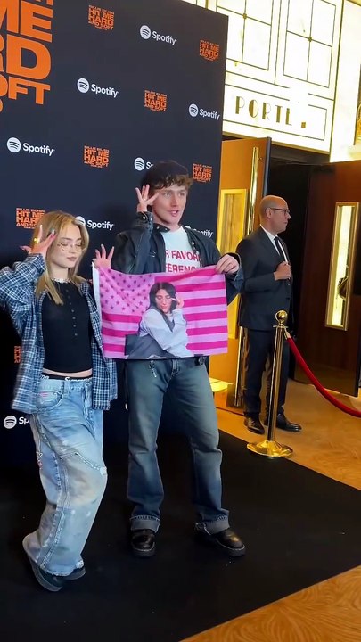 TL - Il y avait du beau monde pour l’avant-première du film réalisé par Billie Eilish en collaboration avec James Cameron