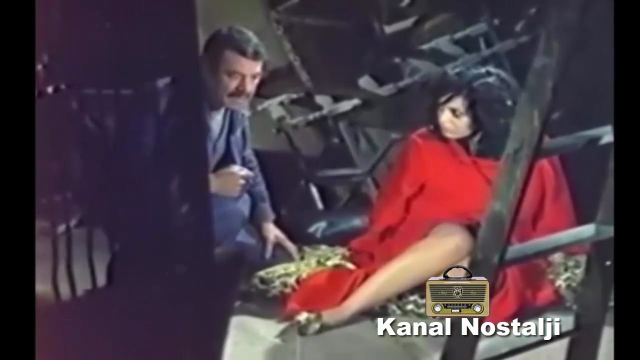 1979 Çıldırtan Kadın ZERRİN EGELİLER Türk Filmi İzle