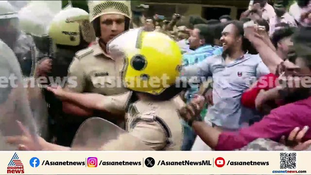 'പാർട്ടി ഓഫീസിൽ കയറി ആരെയും അറസ്റ്റ് ചെയ്യാൻ പറ്റില്ല, പ്രതികൾ ഇവിടെയില്ല'; വി ജോയ്