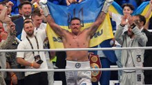 Oleksandr Usyk's former promoter has urged the world champion to retire