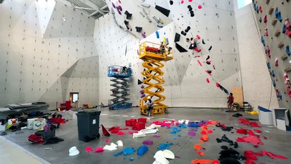 Championnats de France d&rsquo;escalade &agrave; Saint-&Eacute;tienne : dans les coulisses de la pr&eacute;paration des voies au gymnase Jean Gachet