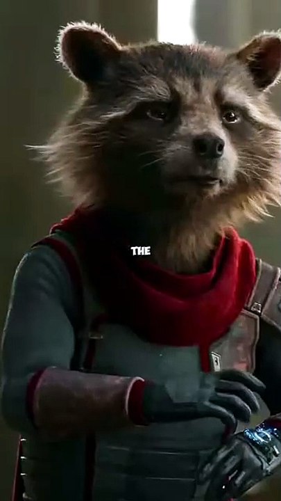 Why past Thor didn't notice his hammer is missing in Endgame?