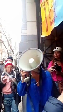 Gentileza Lula González. Estudiantes del Pellegrini agradecen el acompañamiento de jubilado
