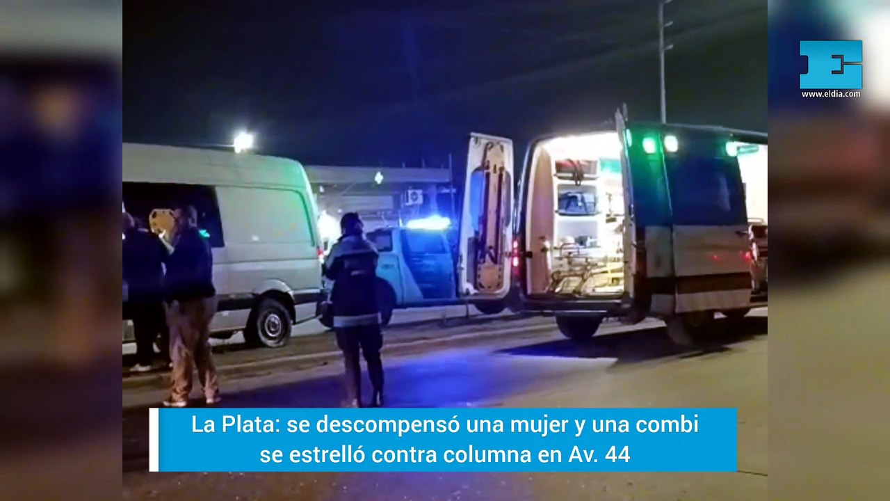 Se descompensó una mujer y una combi se estrelló contra columna en Av. 44
