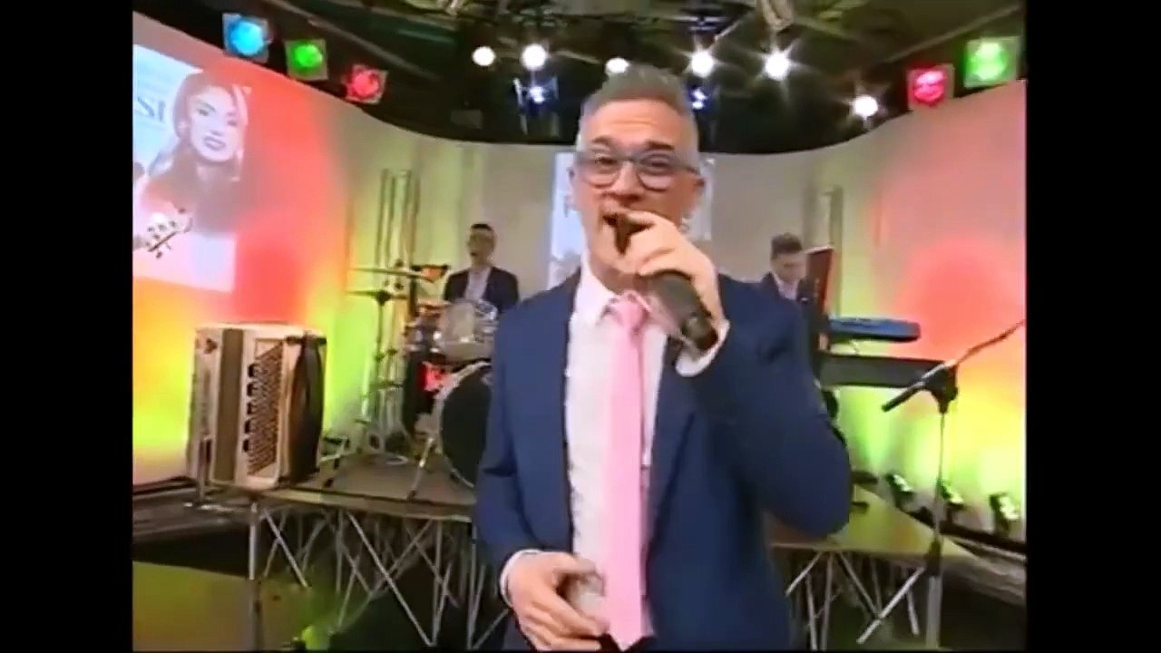 orchestra castellina pasi -(cumbia Italiana)