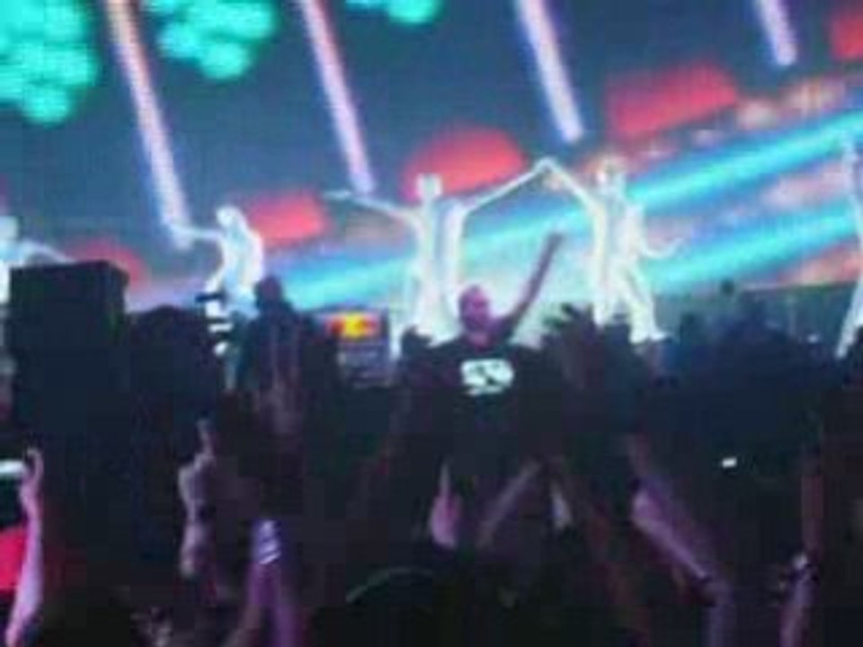 Sven Väth - Bühnenshow 02_xvid_mp3