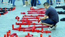 Barcellona, dipendenti Nissan accendono candele contro la chiusura