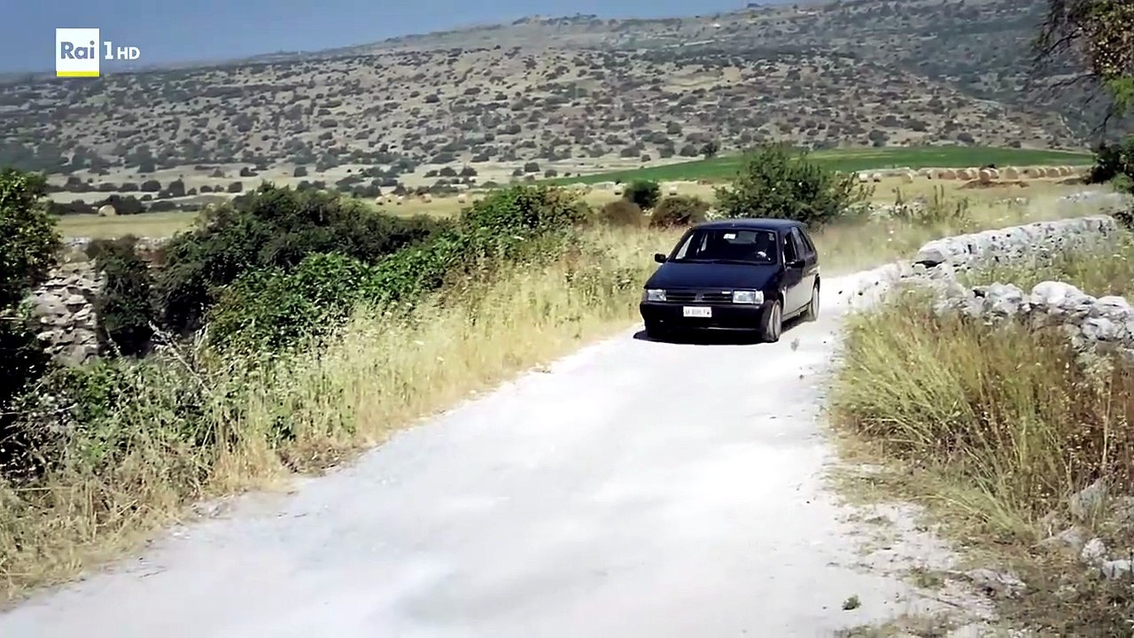 Il commissario montalbano 9x04 Una Lama di Luce