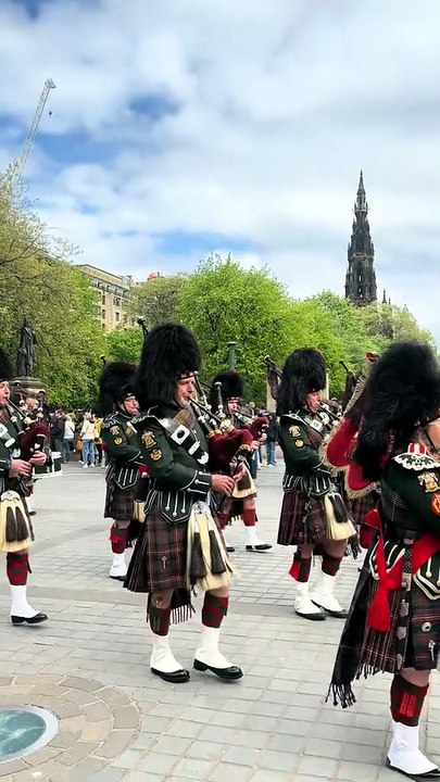 TARTAN PARADE SCOTLAND  Edinburgh 9 may 2026  #edinburgh  #tartanparadescotland  #travel  #Scotland  #travelblog