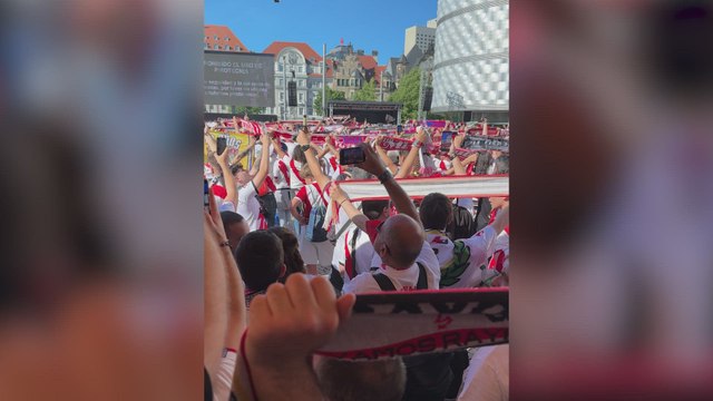 Histórico y máximo corteo de la afición del Rayo