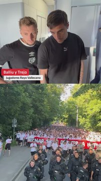 Reacción jugadores Rayo al corteo de la afición