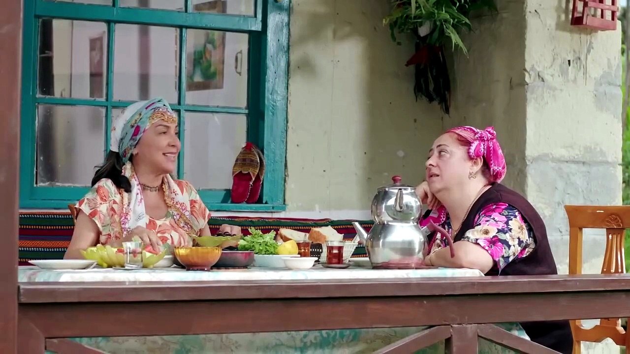 Bizim Hoca Bezdum Da Komedi Filmi izle [Full Movie]
