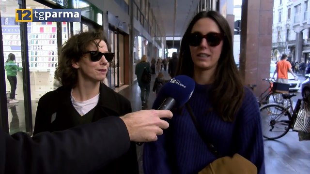 REGALI DI NATALE, TANTA GENTE IN CENTRO PER GLI ULTIMI ACQUISTI | REGALI DI NATALE, TANTA GENTE IN CENTRO PER GLI ULTIMI ACQUISTI