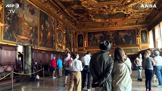 Turismo in lieve ripresa a luglio, presenze a -50%