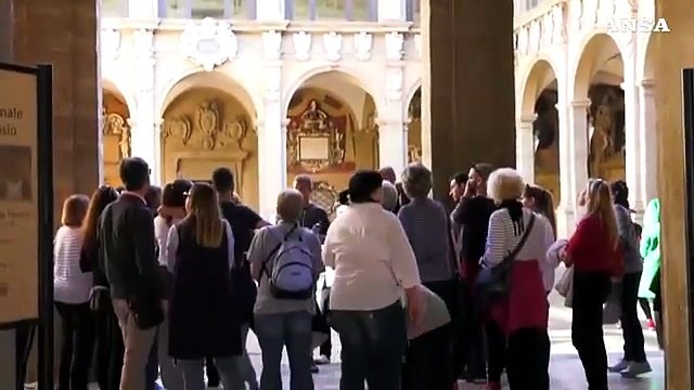 Turismo: gia' persi 220 mila posti piu' l'indotto