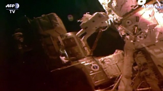 La passeggiata nello spazio degli astronauti Cassidy a Behnken