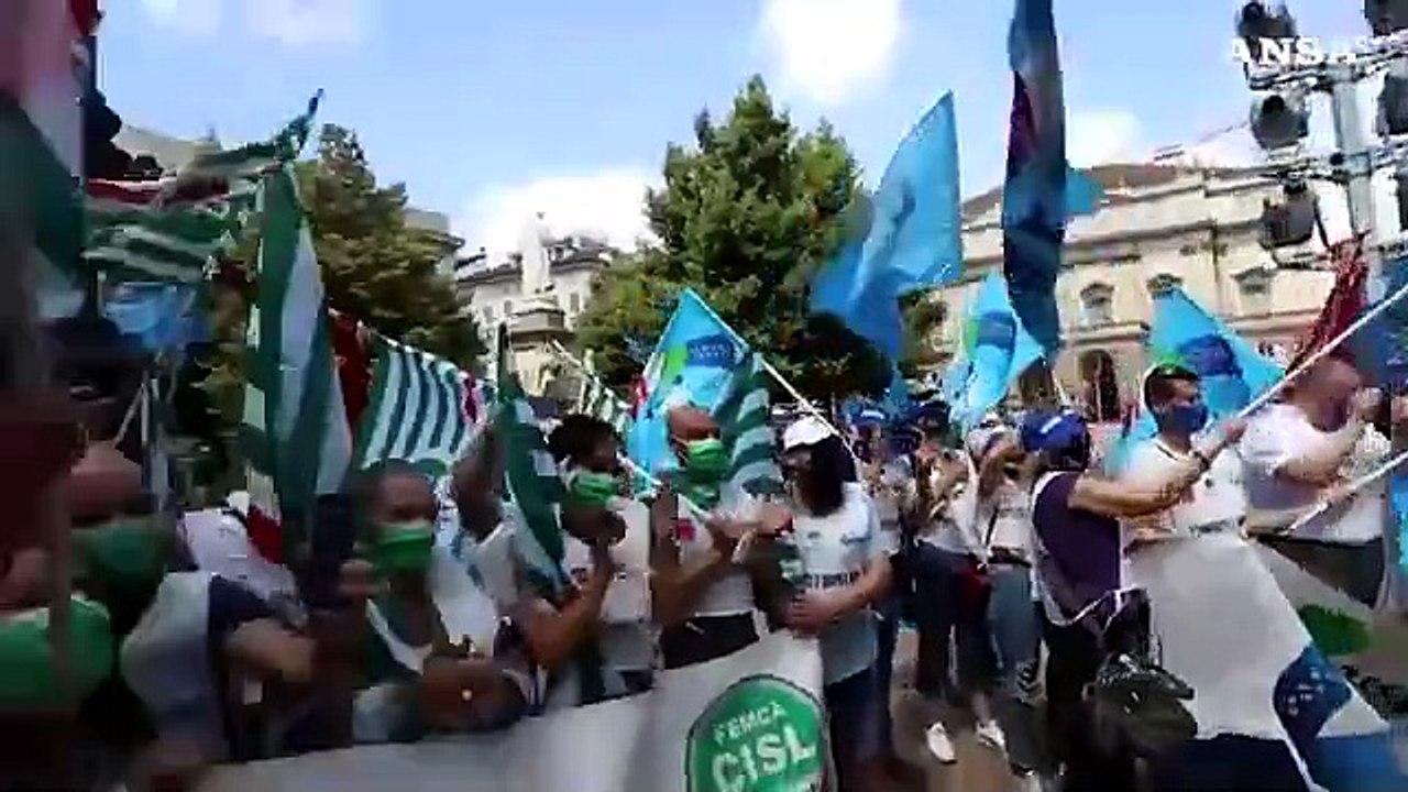 Ammortizzatori a tutti i lavoratori, parte il rush finale