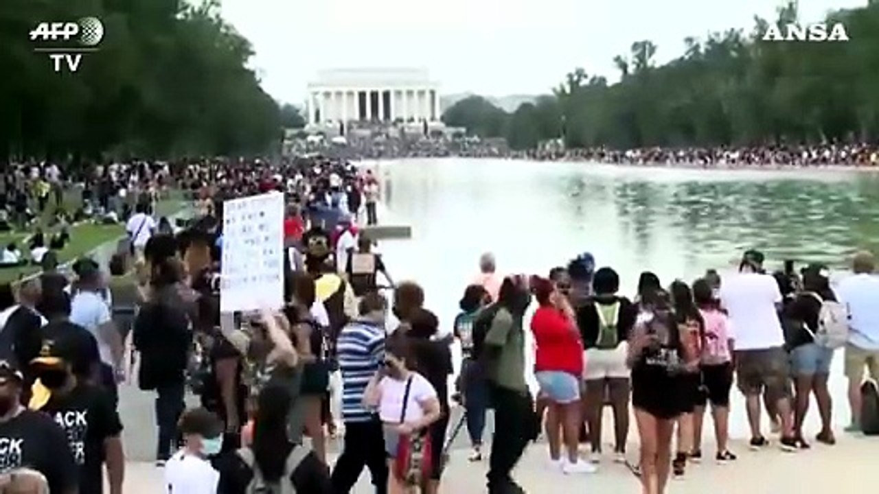 Blake, l'urlo di Washington in marcia contro il razzismo