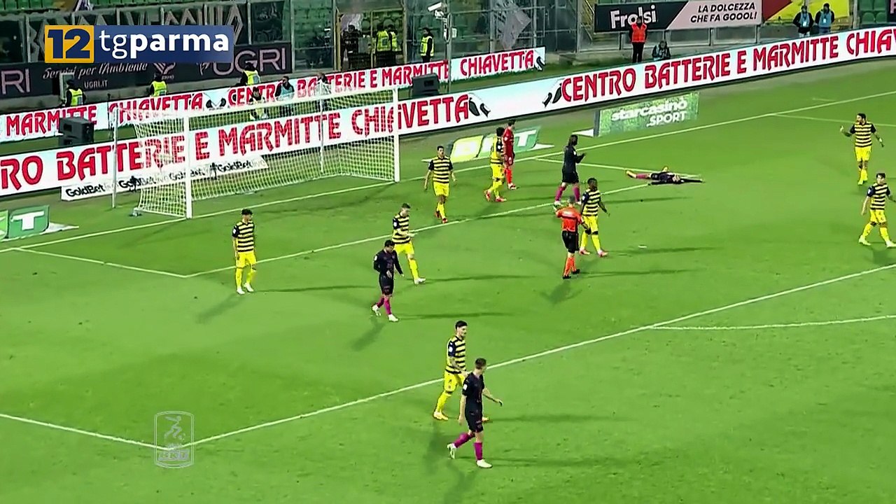 SERIE B, COMO E VENEZIA GUADAGNANO DUE PUNTI SUI CROCIATI | SERIE B, COMO E VENEZIA GUADAGNANO DUE PUNTI SUI CROCIATI
