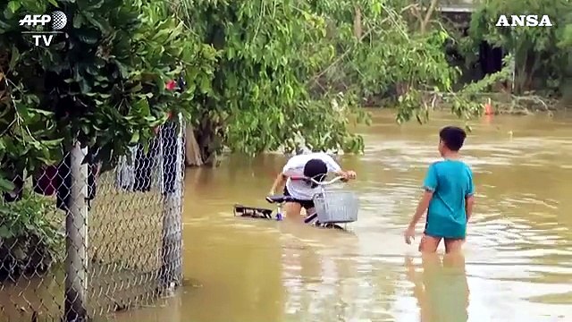 Devastante alluvione colpisce il Vietnam
