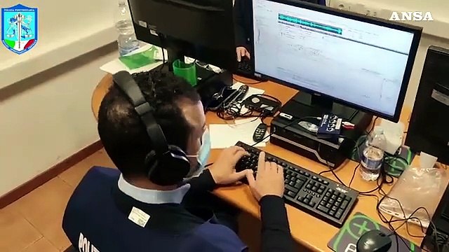 Droga e cellulari nel carcere dell'Ucciardone di Palermo: ecco come entravano
