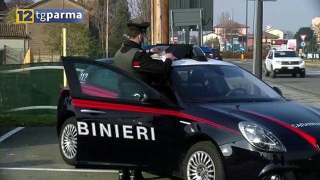 SHOPPING A FIDENZA SENZA PAGARE: TRE STRANIERI BLOCCATI DAI CARABINIERI | SHOPPING A FIDENZA SENZA PAGARE: TRE STRANIERI BLOCCATI DAI CARABINIERI