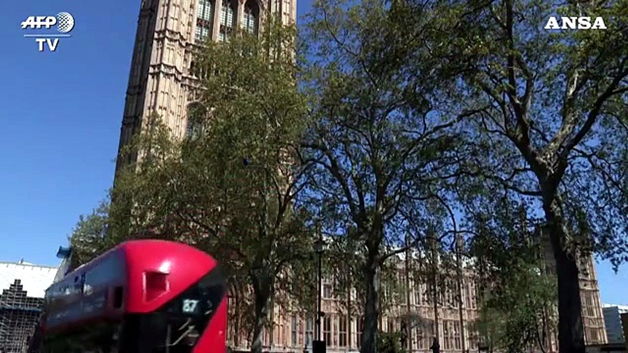 Brexit, Johnson avverte: "No-deal molto probabile"