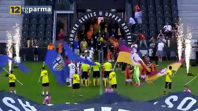 PARMA, CONVINCENTE VITTORIA CONTRO IL GALATASARAY. VAEYENS AI SALUTI | PARMA, CONVINCENTE VITTORIA CONTRO IL GALATASARAY. VAEYENS AI SALUTI
