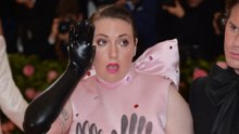 Lena Dunham dresses like a 'bratty five year old'