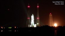 Foguetão da Blue Origin explode na rampa de lançamento durante ensaio