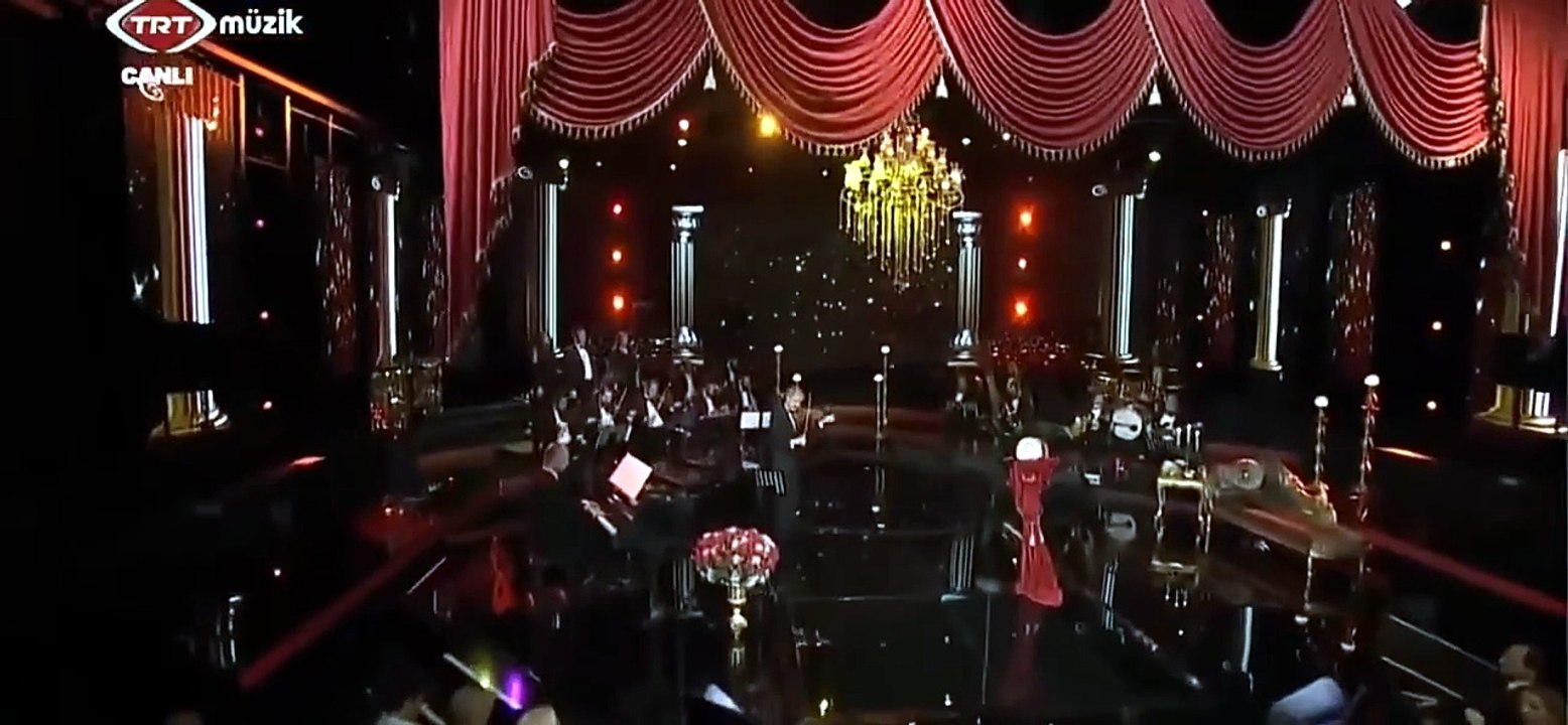 Muazzez Ersoy- Gündüzüm Seninle (CANLI)