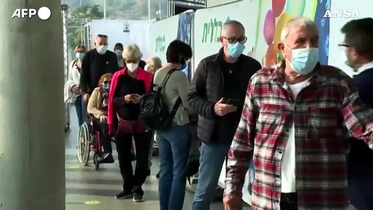 Israele, green pass ai vaccinati per la normalita'