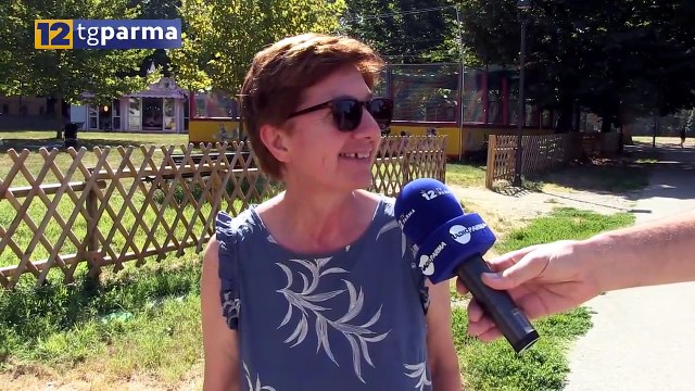 CALDO ROVENTE, CHI È RIMASTO IN CITTÀ CERCA SOLLIEVO NEI PARCHI | CALDO ROVENTE, CHI È RIMASTO IN CITTÀ CERCA SOLLIEVO NEI PARCHI