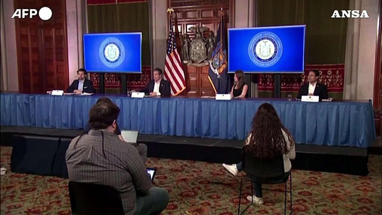 Andrew Cuomo nella bufera, rischia l'impeachment