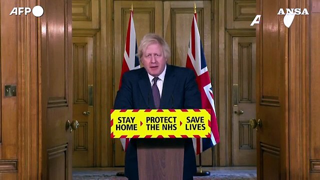 Harry e Meghan, il premier Johnson esprime la sua massima ammirazione per la Regina