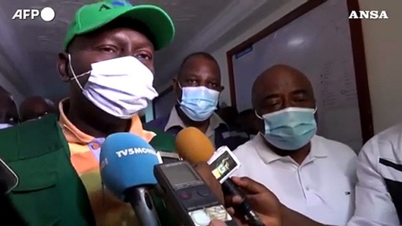 Allarme Ebola, la Guinea dichiara una nuova epidemia