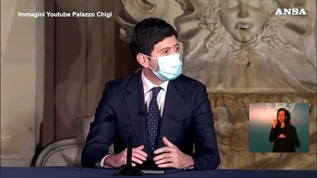 Covid, Speranza: Ci sono segnali robusti di ripresa della curva