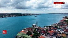 Turkuaz renge bürünen İstanbul Boğazı havadan görüntülendi
