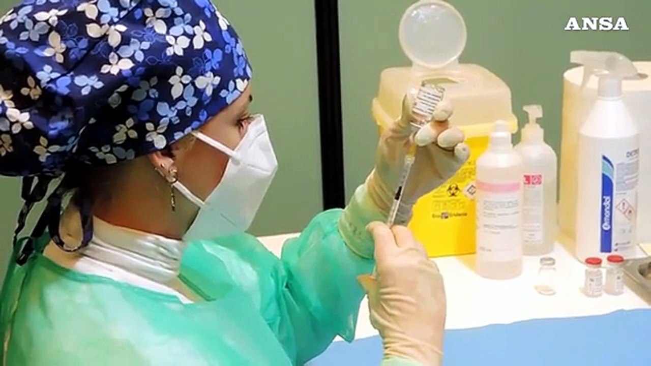Hub di Genova, il direttore: "Progettato per superare i 5 mila vaccini al giorno"