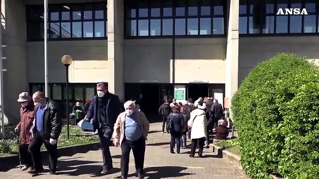 Lombardia, over 80 mandati allo sbaraglio in cerca del vaccino